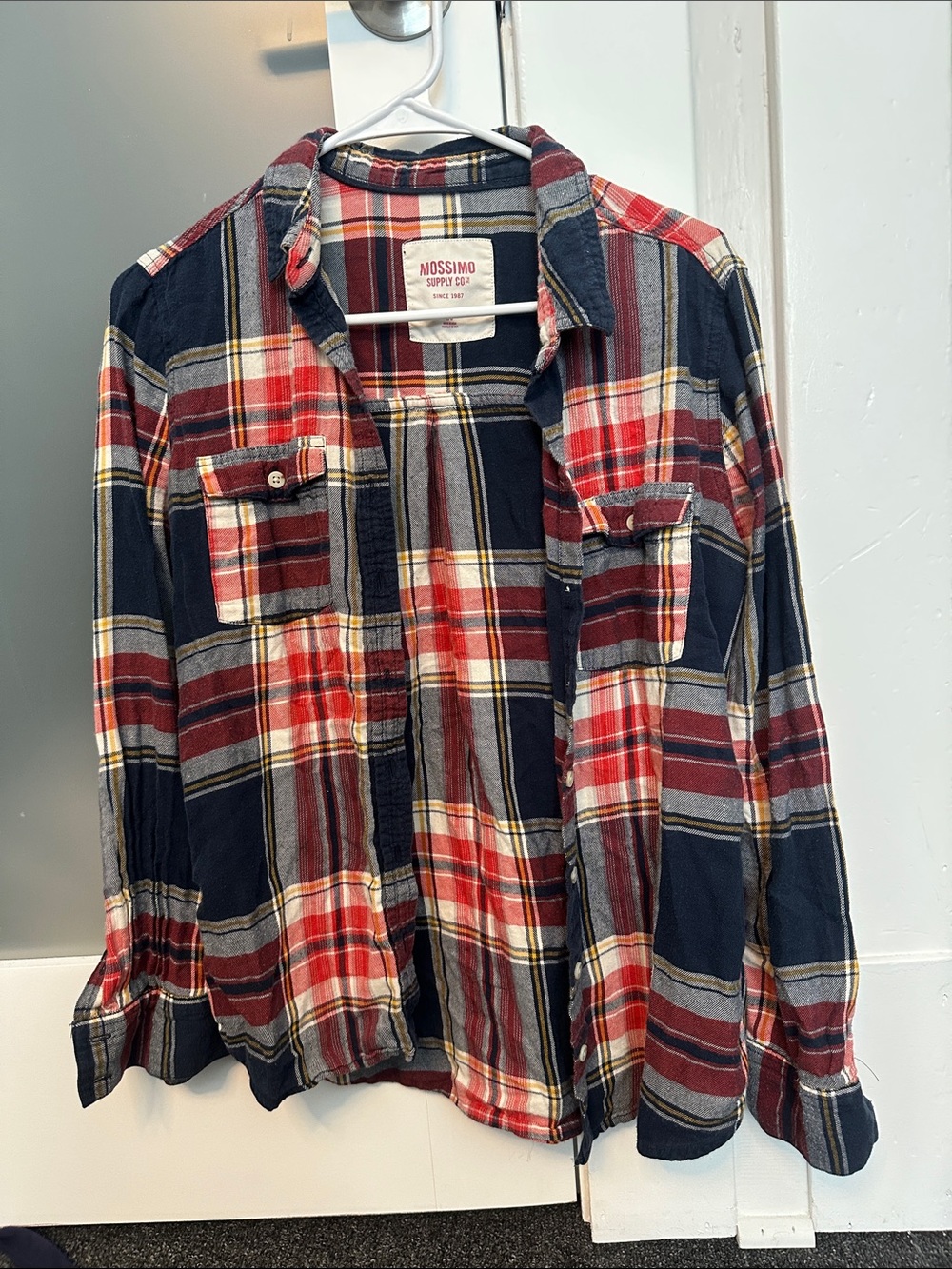 Mossimo Supply Co Flannel, Size large.